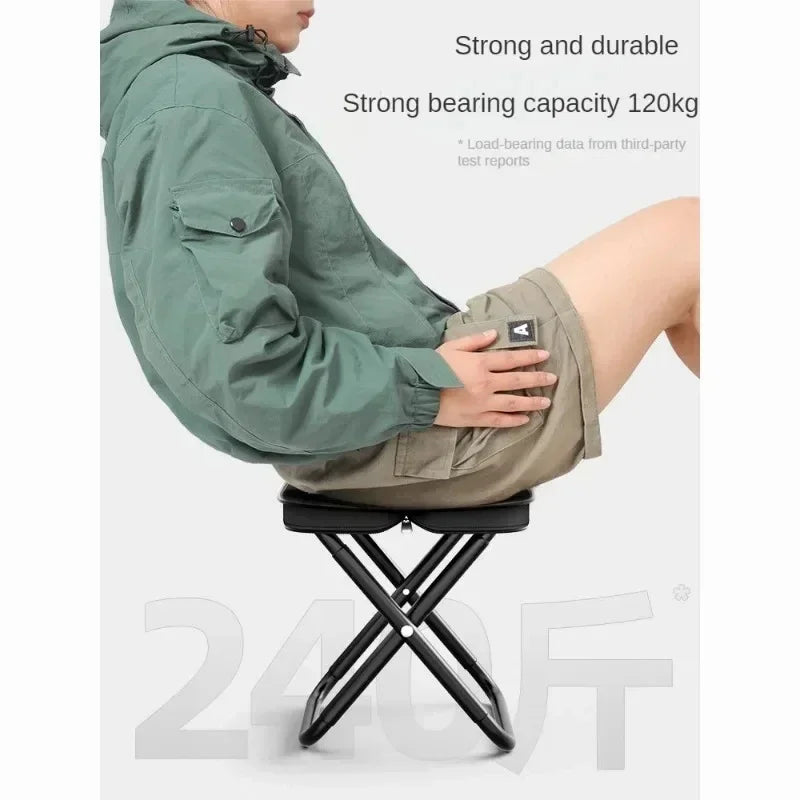 Ultra-light fishing stool, outdoor picnic camping folding chair, portable travel seat, convenient to carry folding chair.